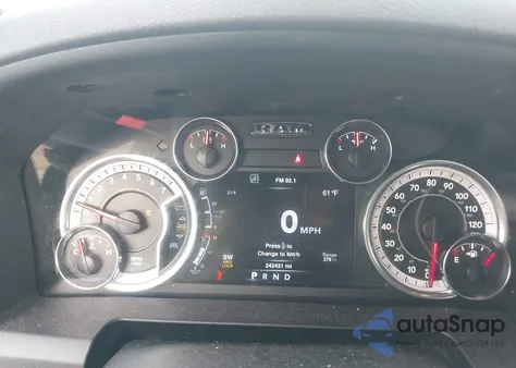 2013 Ram 1500 Big Horn z USA, uszkodzony, nr VIN 1C6RR7GT7DS524902